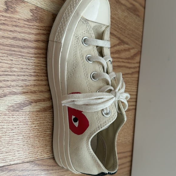 Limited Edition CDG Low Converse - Picture 5 of 6